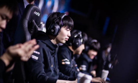 电竞世界杯成功举办引领行业变革